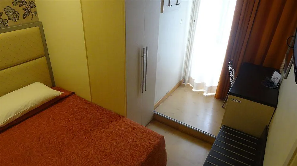 Hotel Piacenza Milan