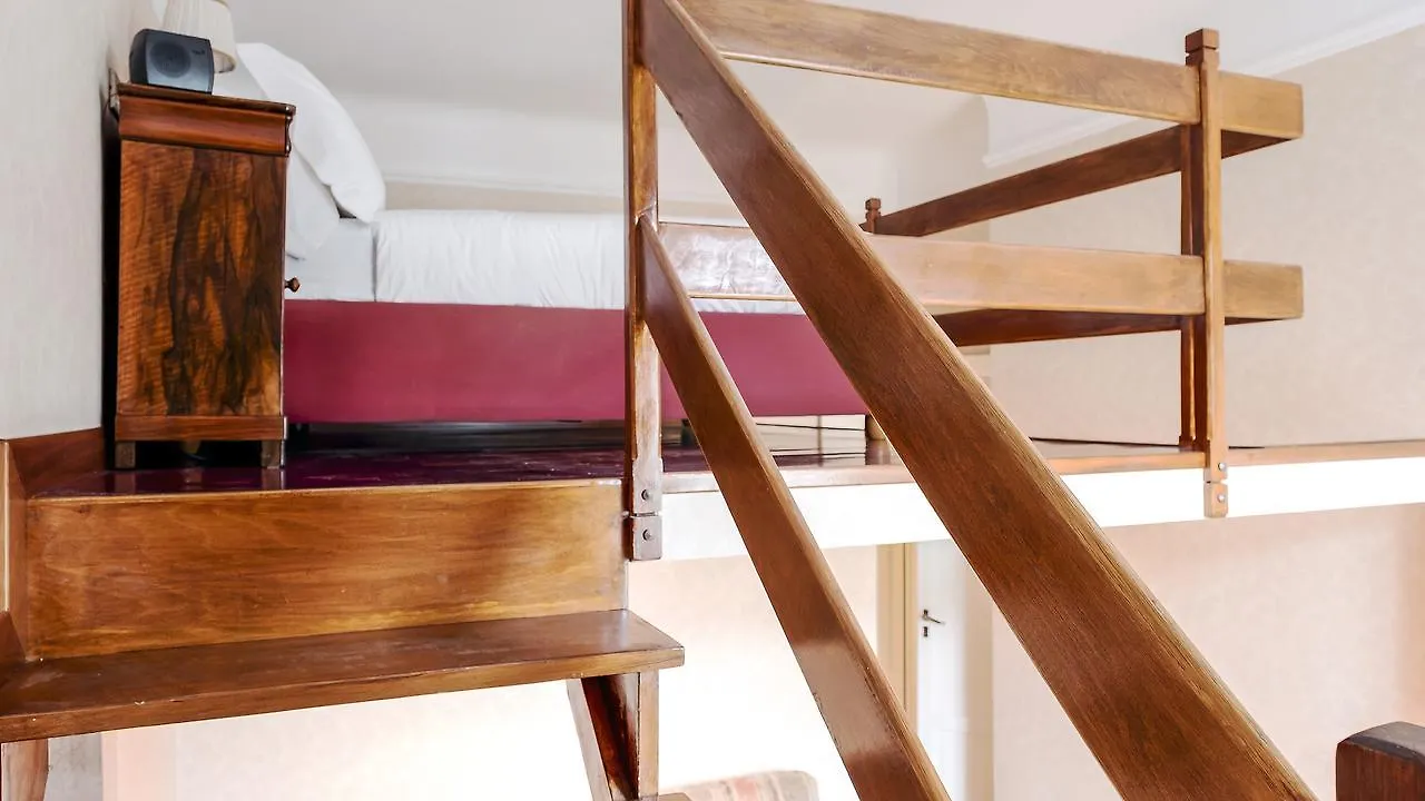 ***  Hotel Piacenza Milan Italy