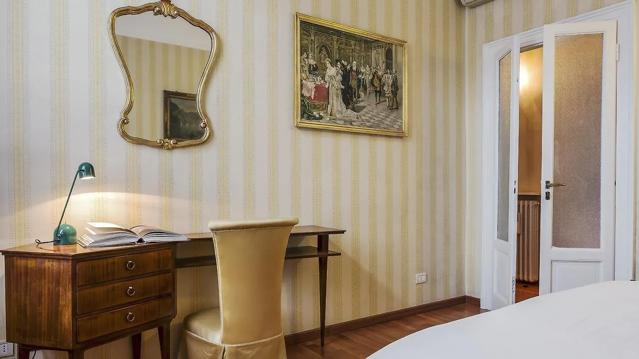 Hotel Piacenza Milan