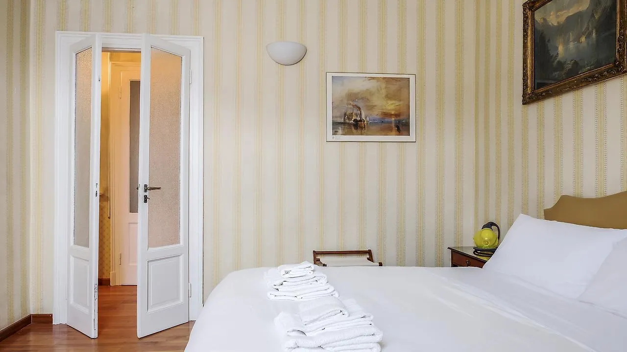 Hotel Piacenza Milan