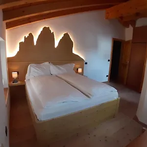 https://appartamento-3cime-stefania.hotelinveneto.com