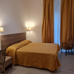  Hotel Enrica Itália
