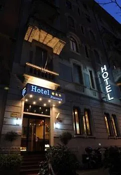 ***  מילאנו Hotel Piacenza איטליה